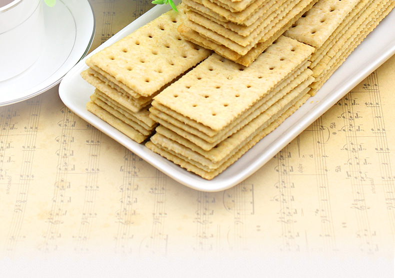 趣园食品苏打饼干麦香味